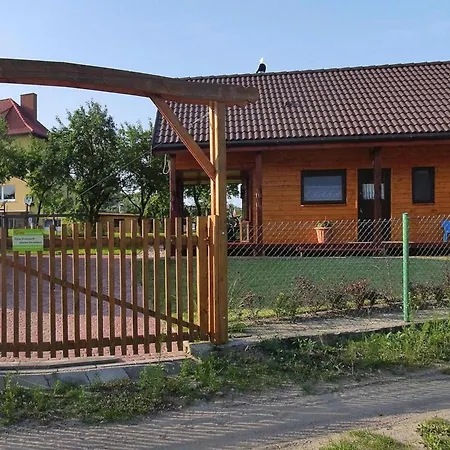 Hébergement de vacances Wooden House In Lubin Near Lake Wicko, Cleaning Included Lubin (West Pomeranian)