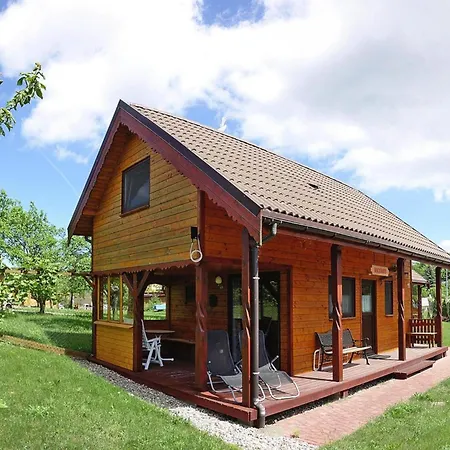 Wooden House In Lubin Near Lake Wicko, Cleaning Included